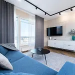 New Chic 2-Bed At Viru By Centralapartments