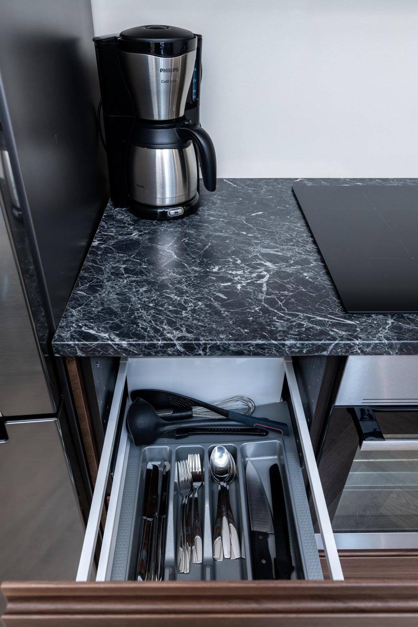 New Chic 2-bed At Viru By Centralapartments *